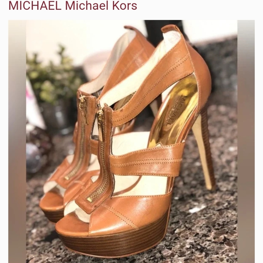 Shoes - Picture 3 of 3
